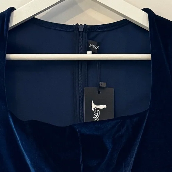 NWT Velvet Deep/Dark Blue Square Neck Bodycon Dress - Picture 6 of 6